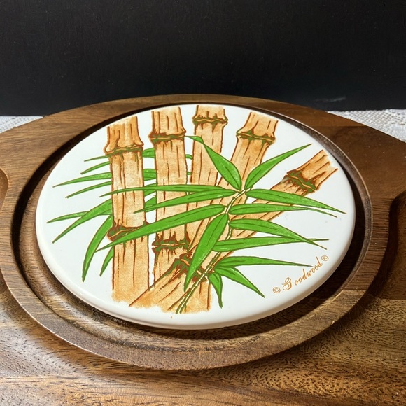 Goodwood Cheese Board with glass Dome - Picture 2 of 9